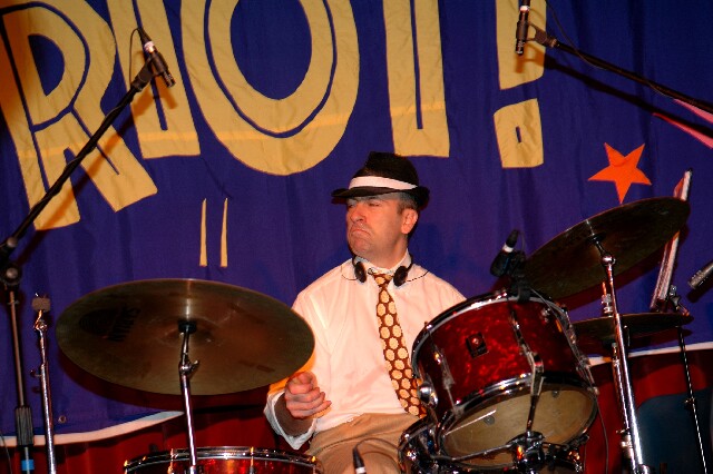 min 2006 11 26 riot 115